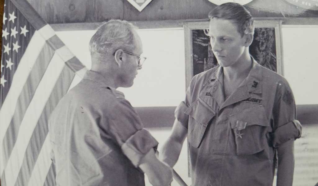 soldier presented with bronze star