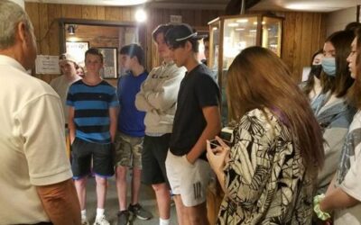 Home School Students Tour Museum