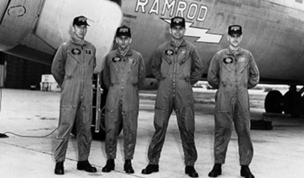 woodhull with KC-135 tanker crew
