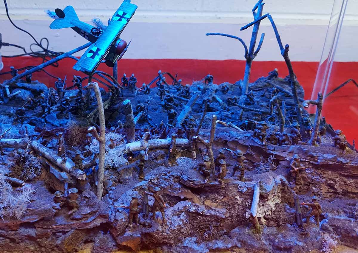 wwi diorama of warner voss triplane